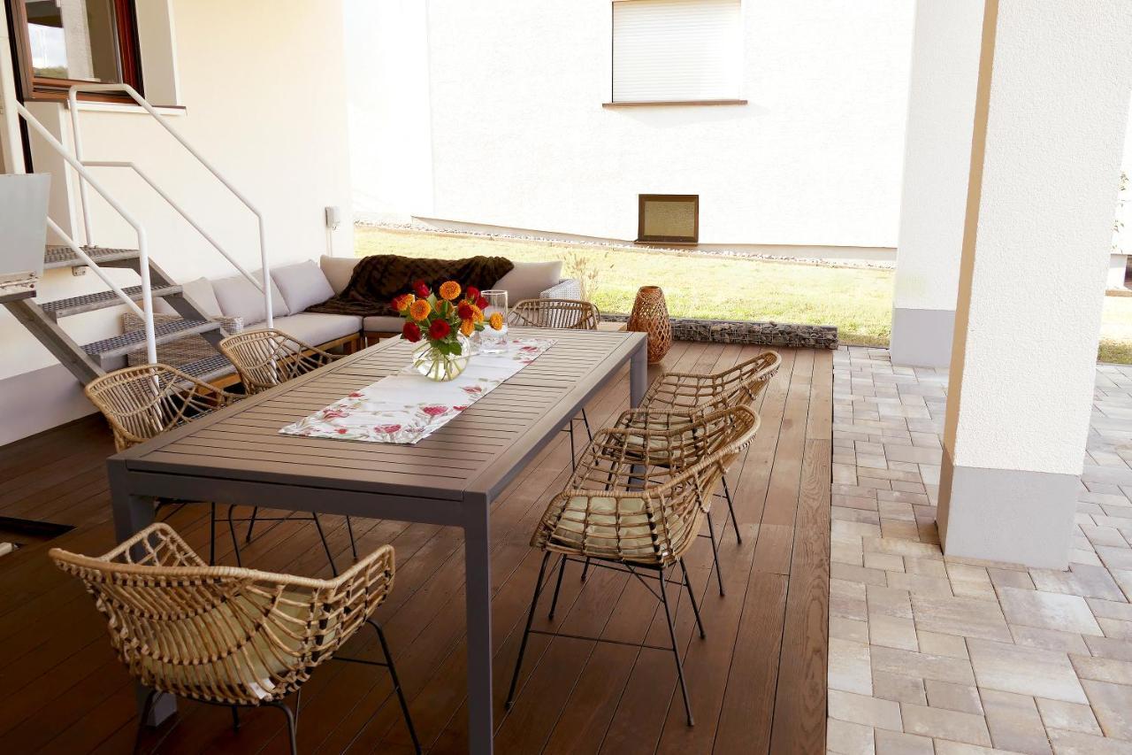 Momberg-Lodge Oberthal Luaran gambar
